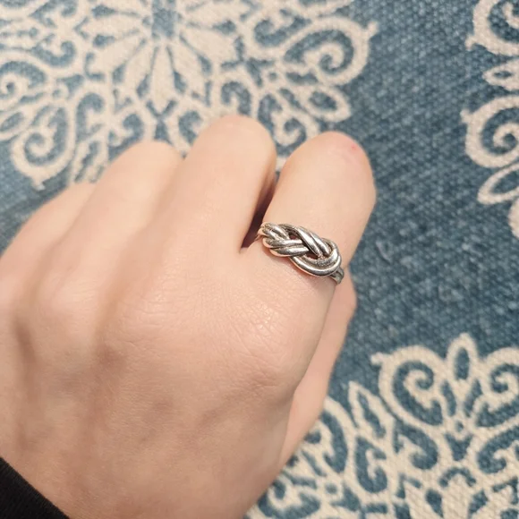Vintage 925 Sterling Silver Rope Knot Ring, size 8 - Picture 6 of 13